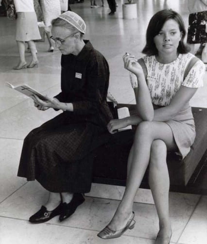 Mennonite women with different clothing styles at the 1967 Mennonite World Conference in Amsterdam (Mennonite Church USA Archives)